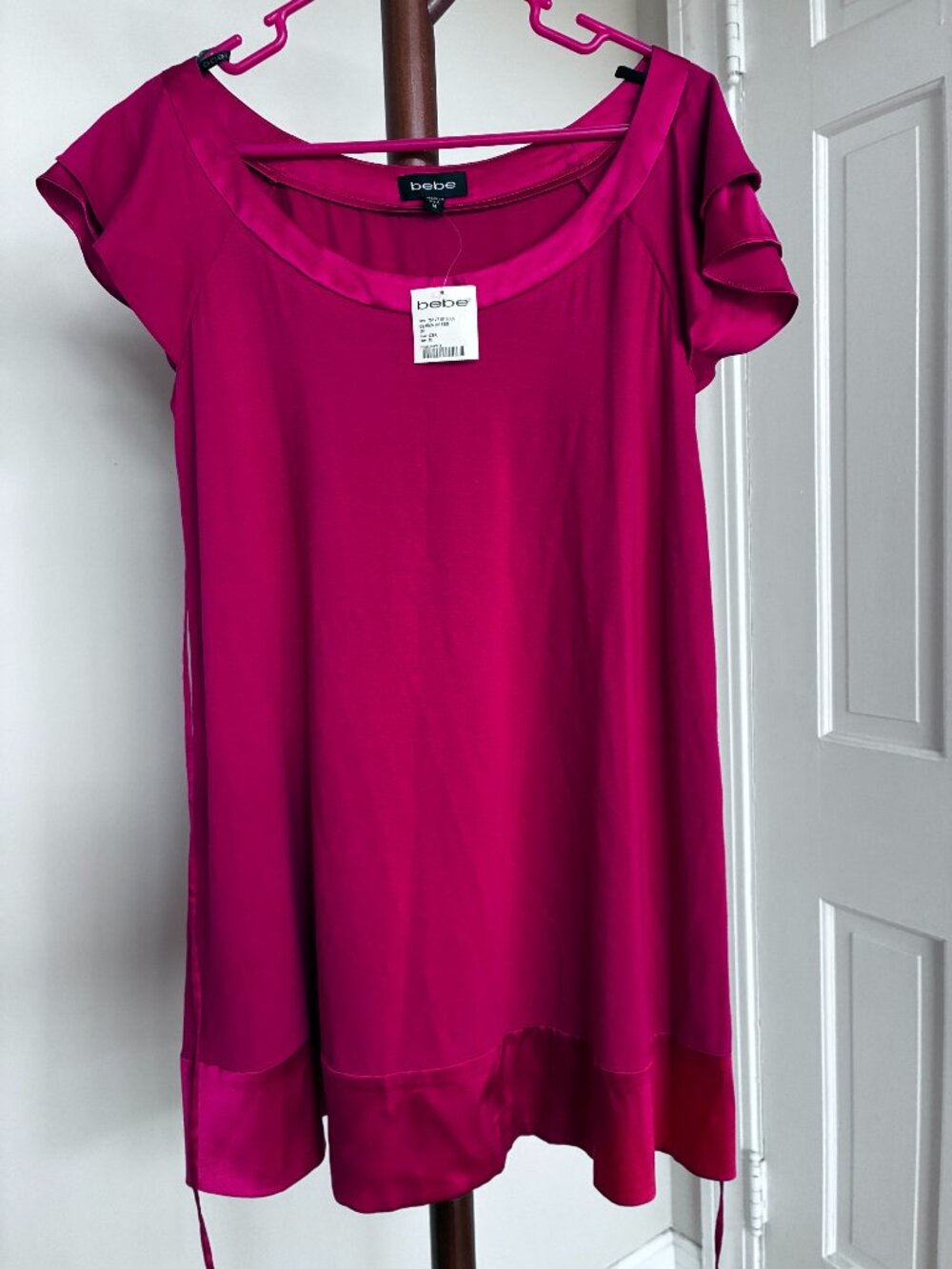 Bebe Dress size M New Color Hot Pink